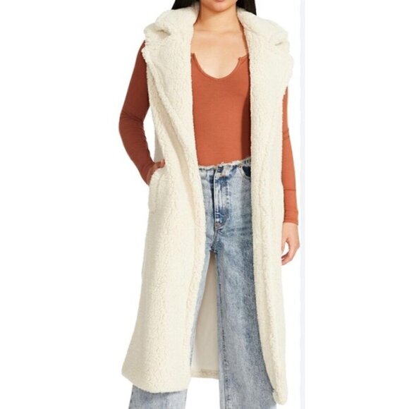 Forever 21 White FAUX FUR Vest W/ Pockets, BOHO, SHERPA, WESTERN, STAGECOACH - S - Picture 1 of 11
